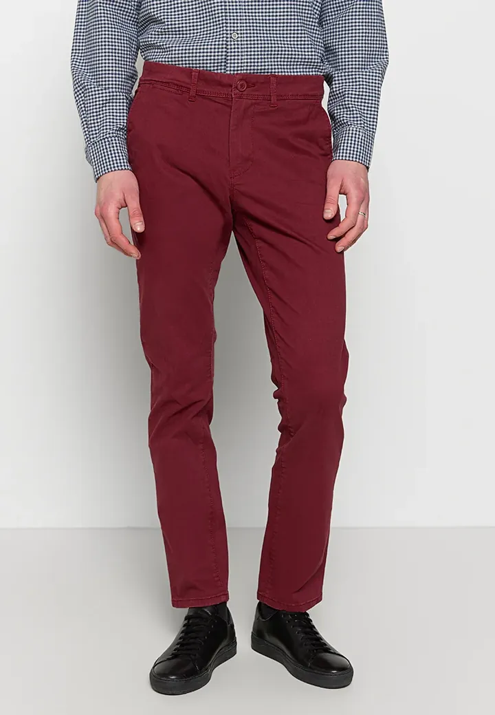 Pantalones chinos