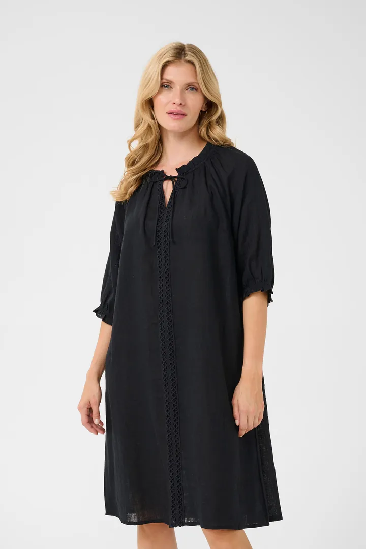 Cream Vestido  negro