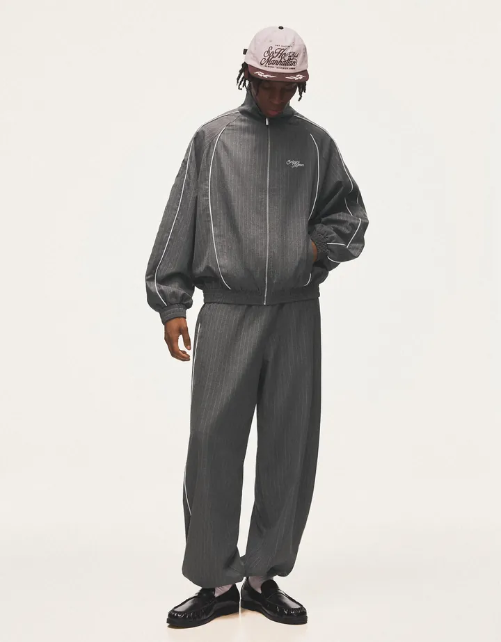 Bershka Pantalón Jogger Raya Diplomática Hombre L Gris Mezcla