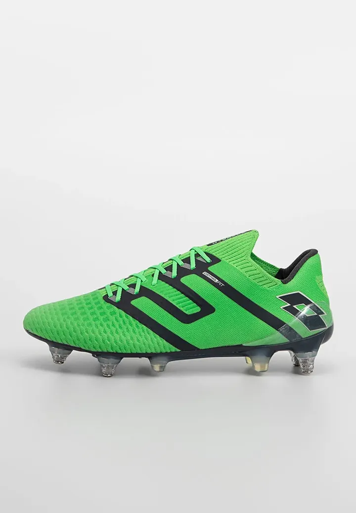 Botas de fútbol para terrenos blandos