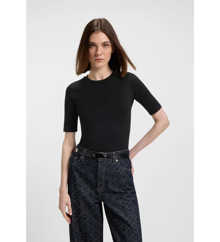 HUGO para mujer. 50515019 Camiseta Darnelia negro (L), Casual, Poliéster, Manga corta