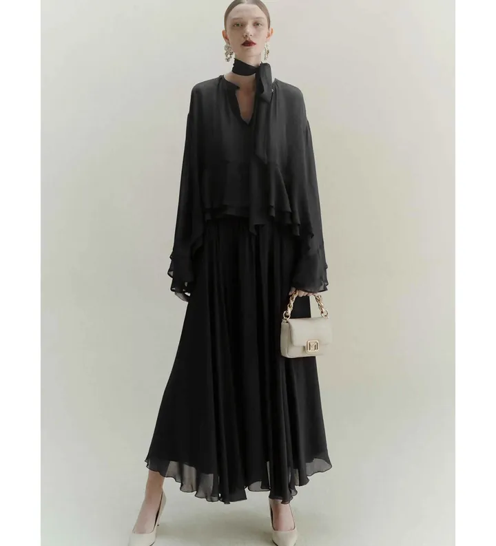Marella para mujer. 2523116041200 Blusa de georgette Prisca negro (40), Granate, Viscosa, Manga larga