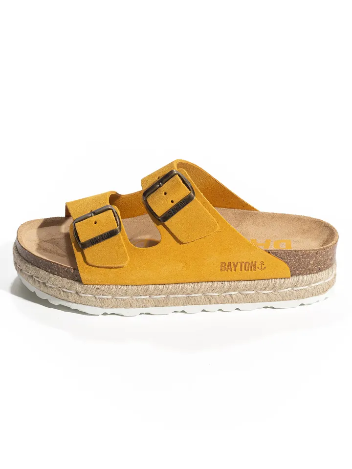 Bayton Zapatos abiertos 'ALCEE' azafrán