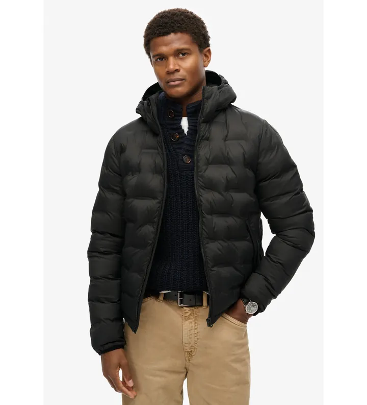 Superdry para hombre. M5012045A Abrigo acolchado con capucha negro (L), Casual, Poliéster Reciclado, Sostenible