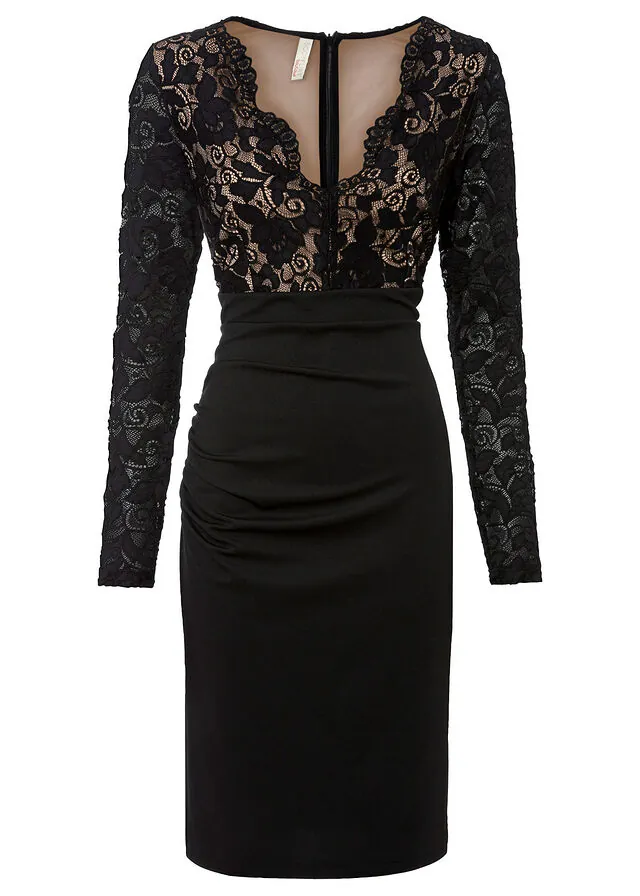 Vestido de encaje favorecedor, talla corta