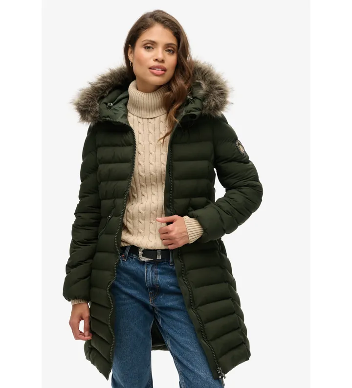 Superdry para mujer. W5011789A Abrigo de largo medio con capucha y ribete de pelo sintético Fuji verde (S), Casual, Poliéster Reciclado, Sos
