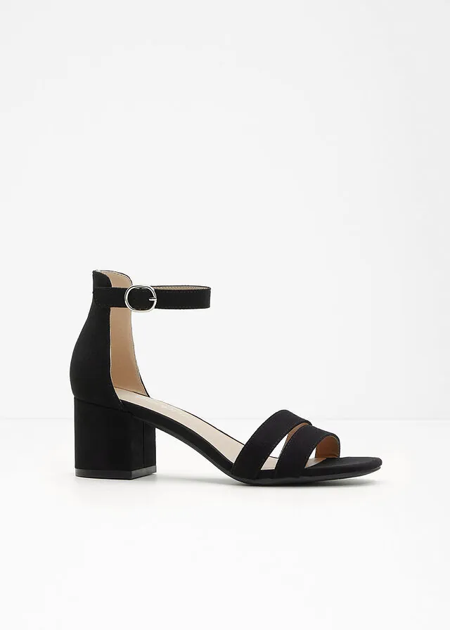 Sandalias con tacón grueso