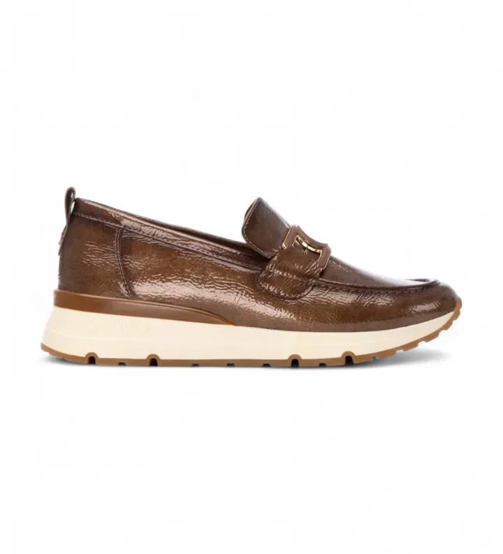 Carmela para mujer. 16251802-TAUPE Zapatillas 162518 marrón (36), 1 a 3cm, Ninguno, Casual, Charol