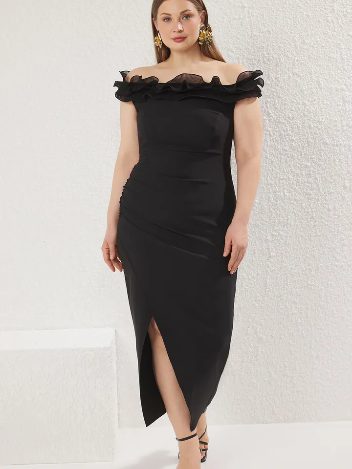 Trendyol Curve Vestido de gala  negro