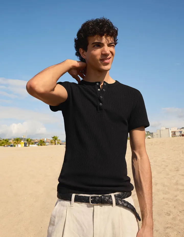 Bershka Camiseta Cuello Panadero Textura Hombre L Negro