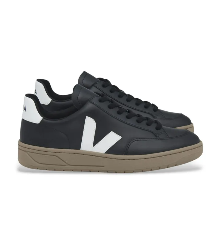 VEJA para hombre. XD0203638 Zapatillas V-12 negro (41), Plano, Cordones, Casual, Poliéster Reciclado, Sostenible