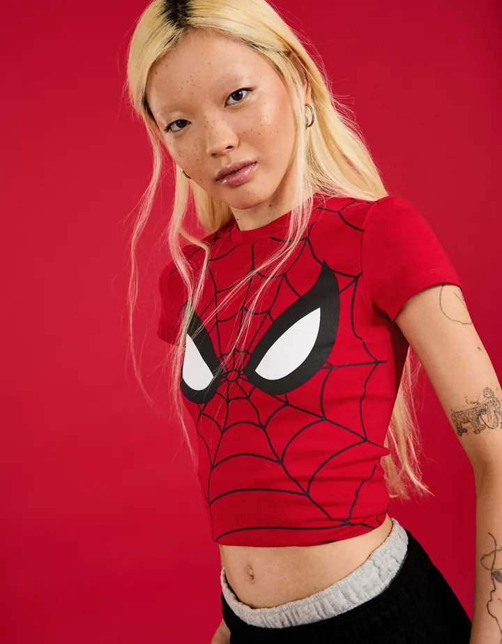 Bershka Camiseta Ajustada Spider-Man Mujer L Rojo