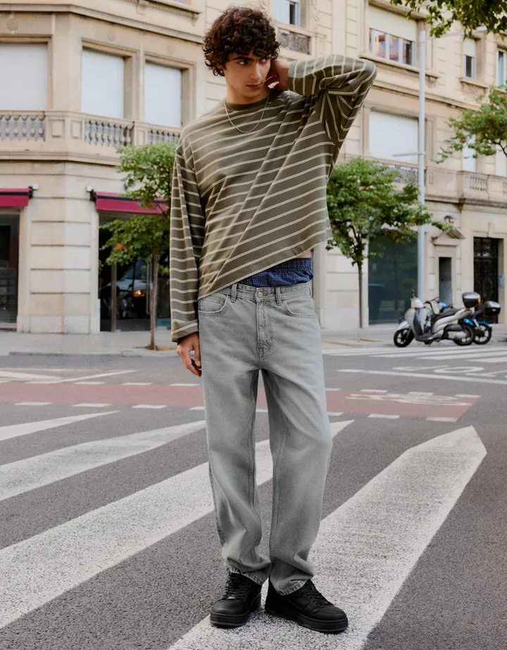Bershka Jeans Straight Hombre 32 Gris