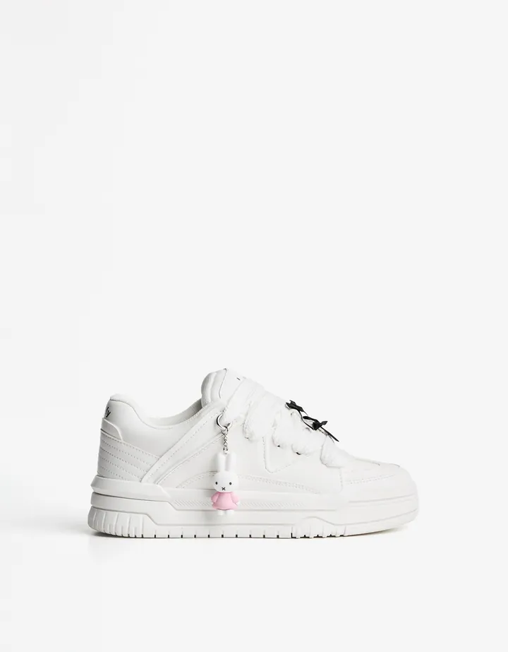 Bershka Zapatillas Skate Miffy Mujer 34 Blanco