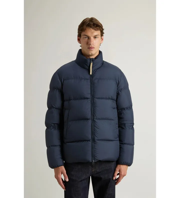 Woolrich para hombre. CFWOOU2086MRUT2635 Plumífero Cloud de microfibra marino (S), Casual, Poliéster