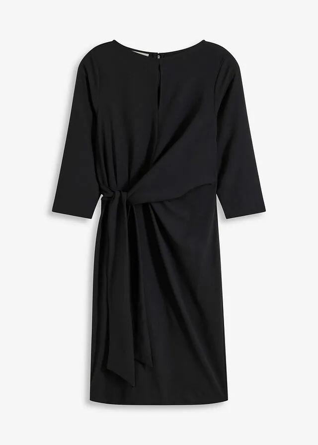 Vestido con detalle de cordón