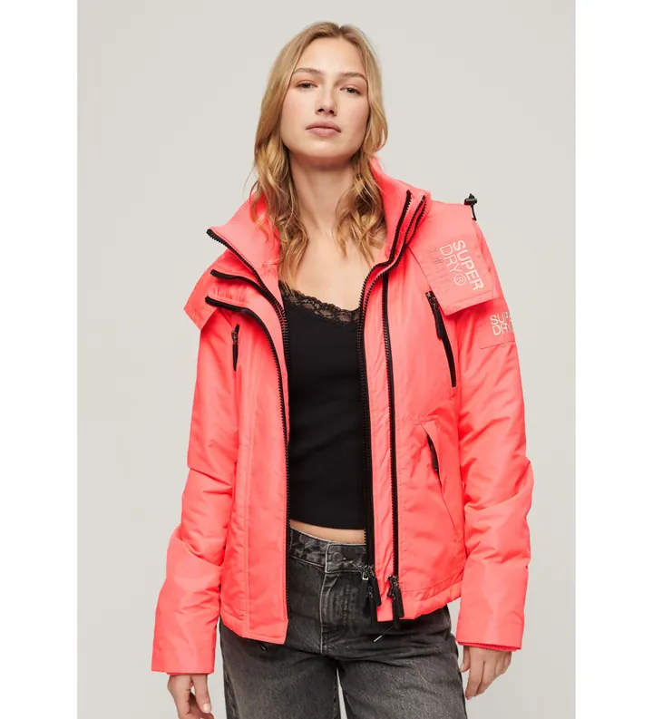 Superdry para mujer. W5011652A Chaqueta cortavientos Mountain con capucha rosa (L), Casual, Poliéster, Coral
