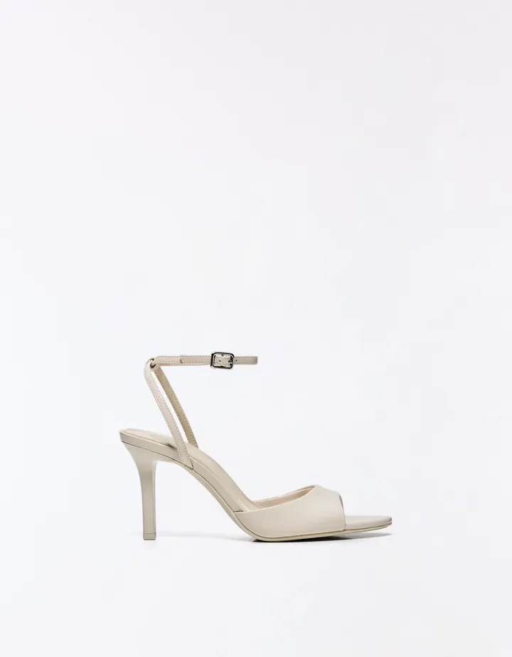 Bershka Sandalia Tacón Pulsera Mujer 35 Crudo