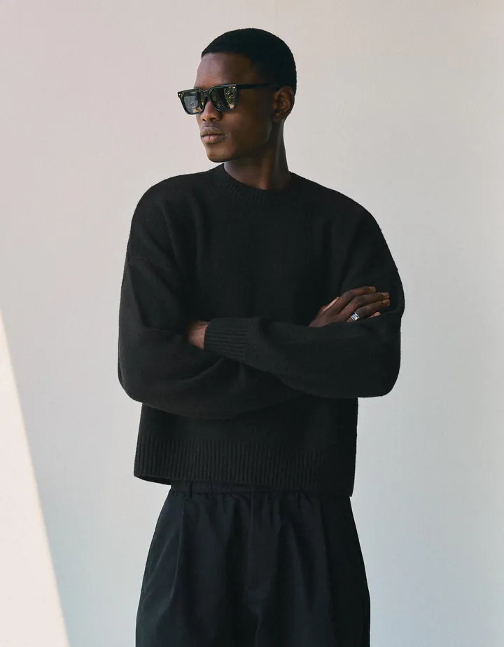 Bershka Jersey Cuello Redondo Boxy Hombre L Negro