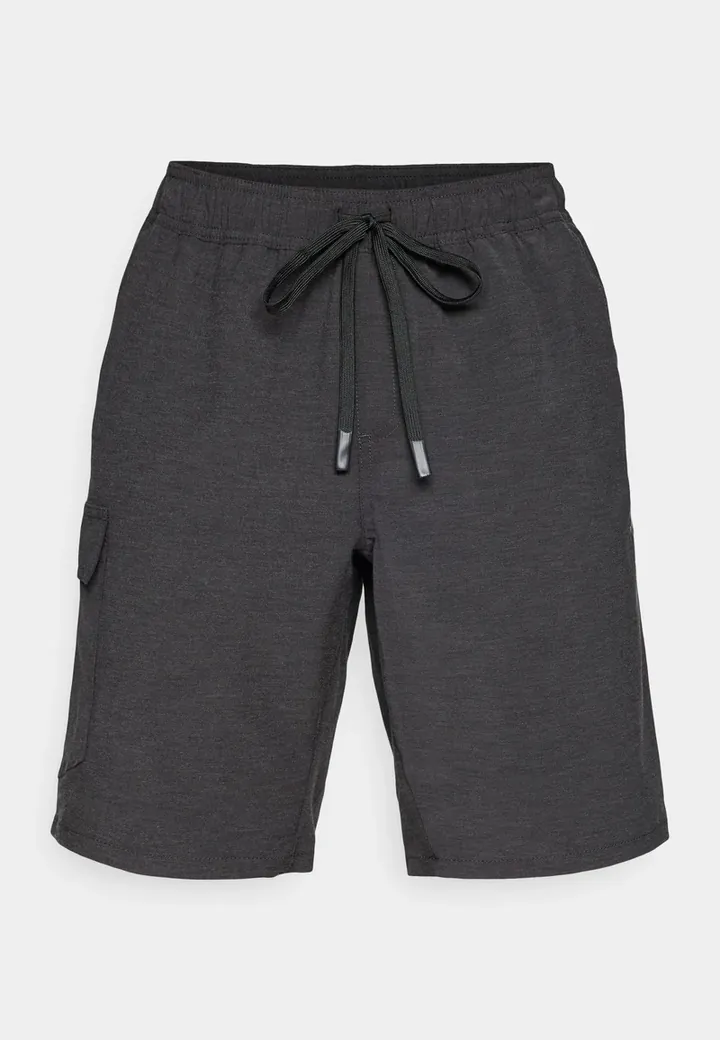 Pantalones montañeros cortos