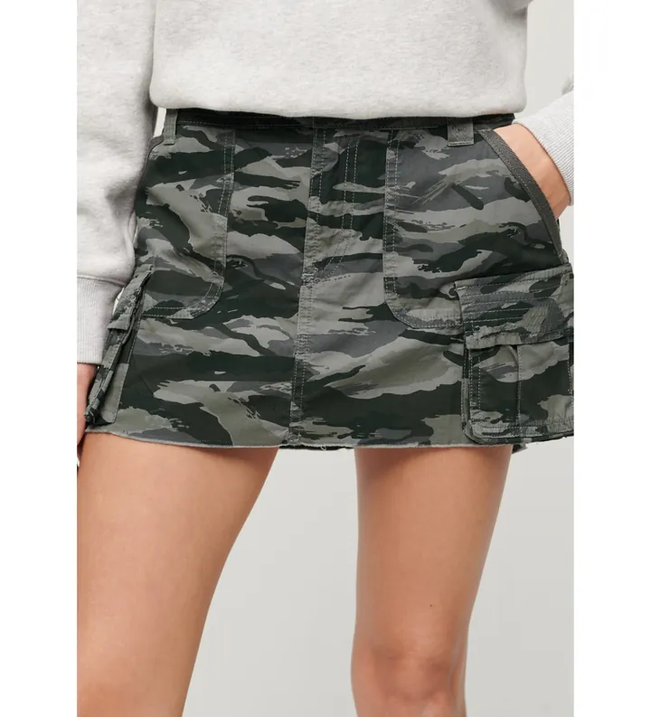 Superdry para mujer. W7210305A Falda Utility Parachute gris (L), Casual, Camuflaje, Algodón