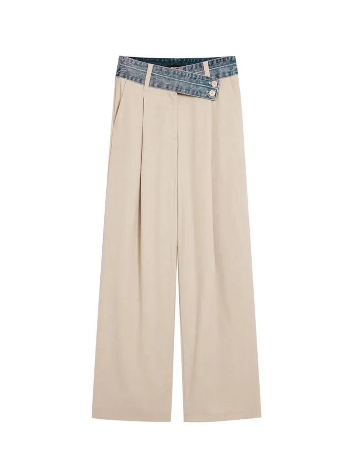 Desigual Pantalón plisado capuchino
